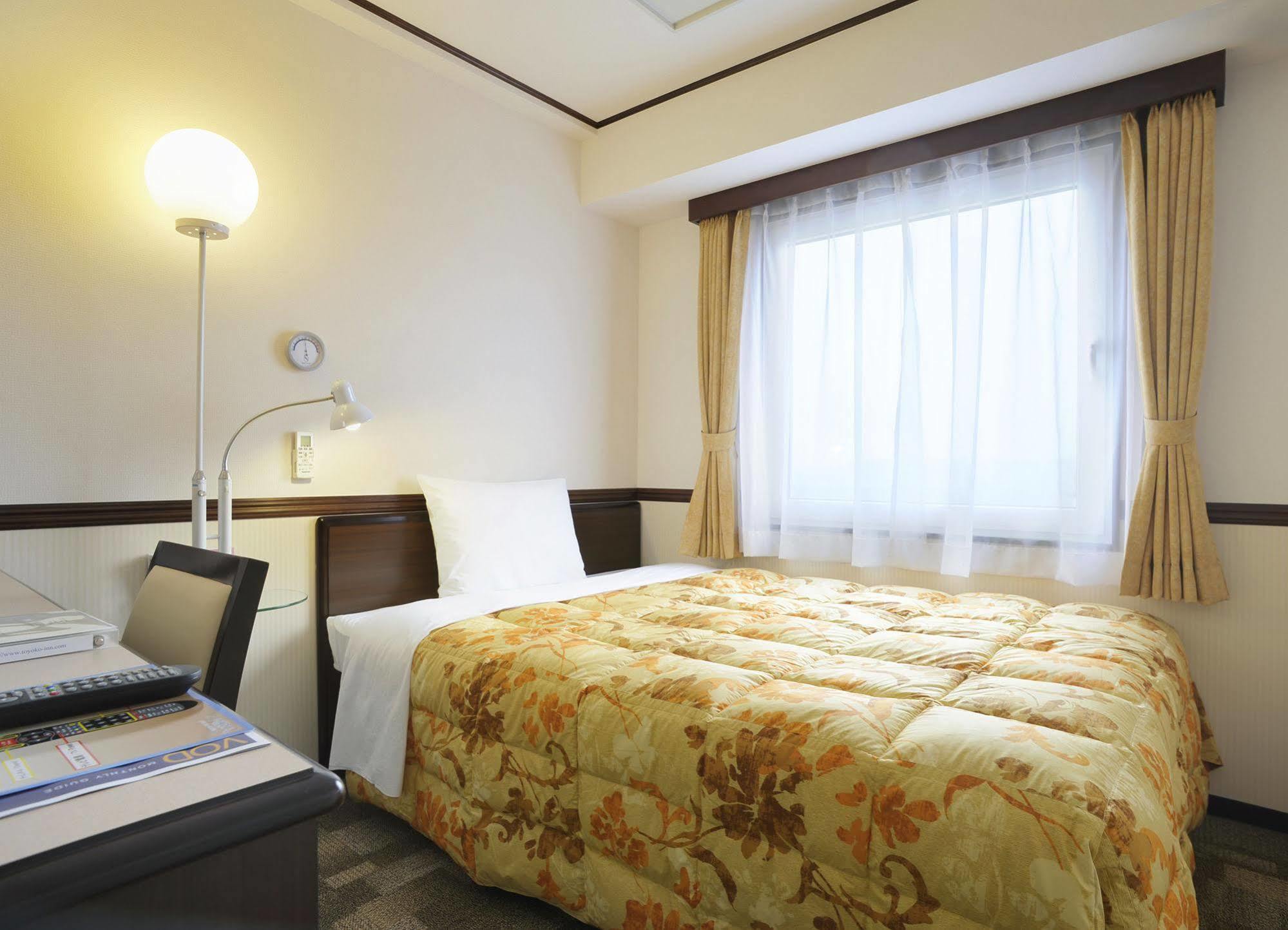 Toyoko Inn Ichinoseki Ekimae Exterior foto