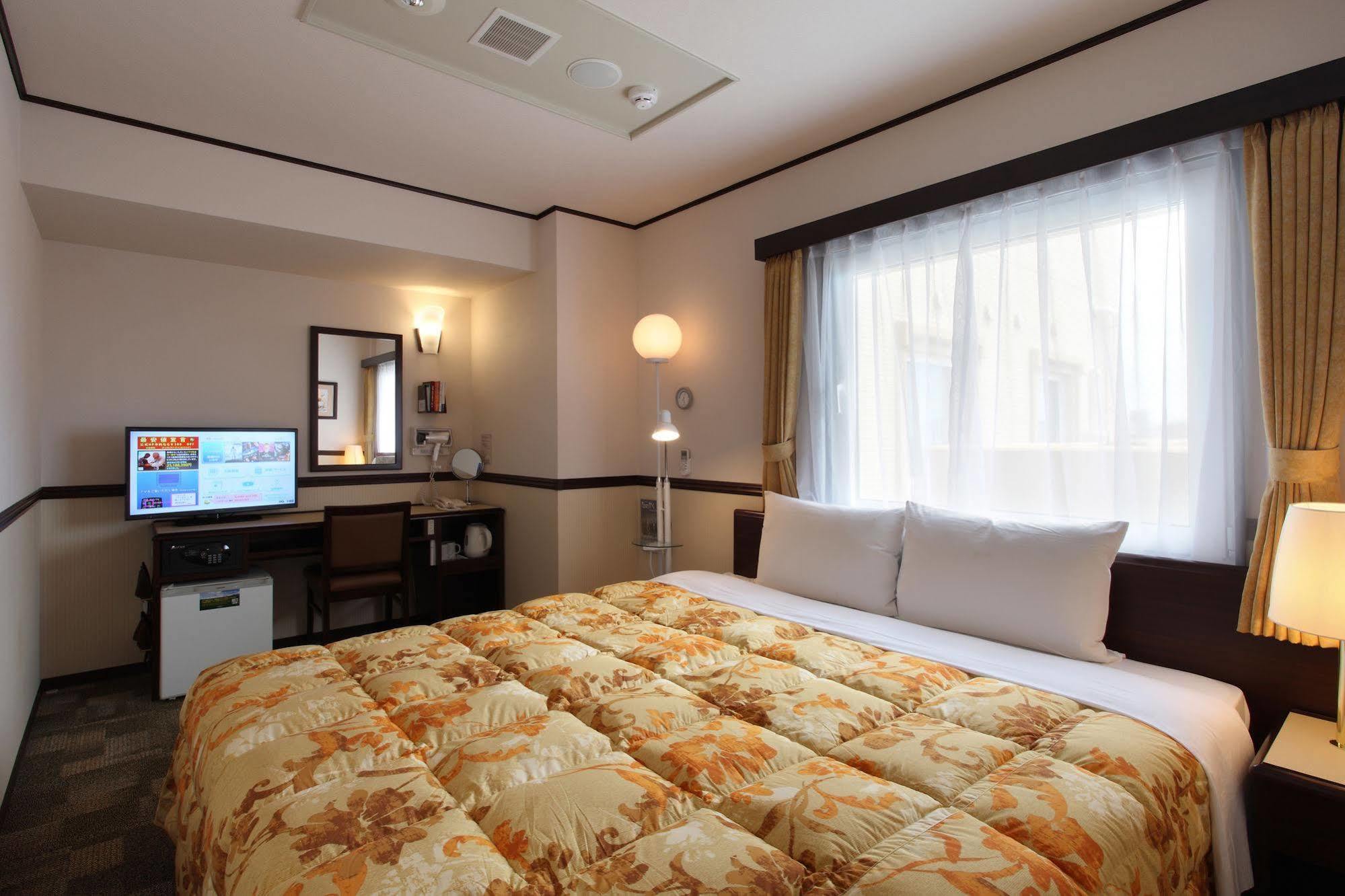 Toyoko Inn Ichinoseki Ekimae Exterior foto